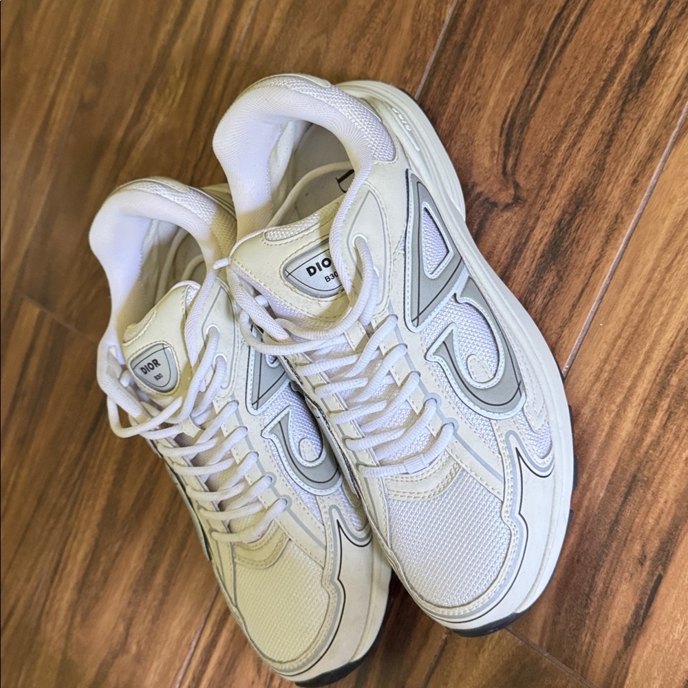 Dior B30 White Mesh & Leather Sneakers - Picture 3 of 5